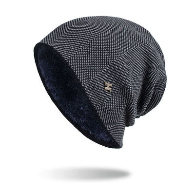Velvet H-iron label pullover cap knitted yarn cap
